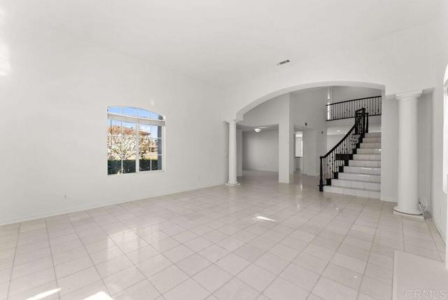 Detail Gallery Image 2 of 44 For 1004 Red Granite Rd, Chula Vista,  CA 91913 - 5 Beds | 4/1 Baths