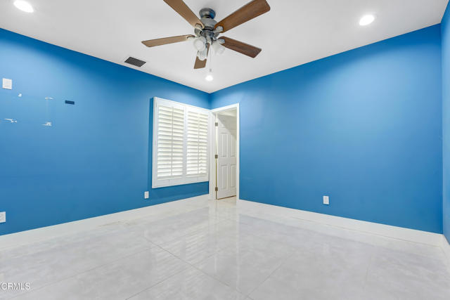 10530 Rubio Avenue, Granada Hills CA: https://media.crmls.org/mediaz/cd4174d0-91a6-4235-89ba-4de2a058db14.jpg