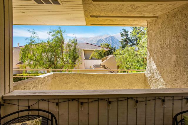 675 N Los Felices W Circle, Palm Springs CA: https://media.crmls.org/mediaz/cd417e48-ac0a-4427-bc8c-89e0f7f42f8e.jpg