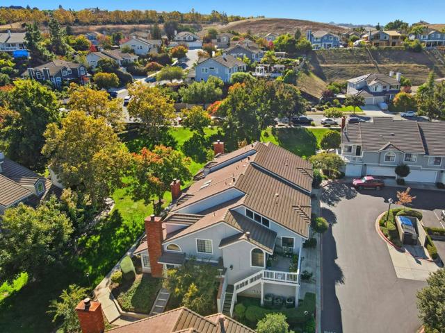 2512 Yerba Hills Court, San Jose CA: https://media.crmls.org/mediaz/cd41dd9d-4436-40ee-bb00-73fd10223a85.jpg