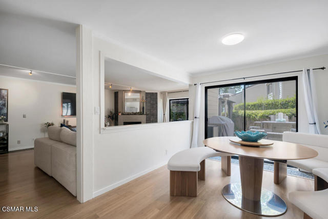 1218 S Westlake Boulevard, Westlake Village CA: https://media.crmls.org/mediaz/cd421143-5f83-4d27-bd70-dc1f4d87b1d5.jpg
