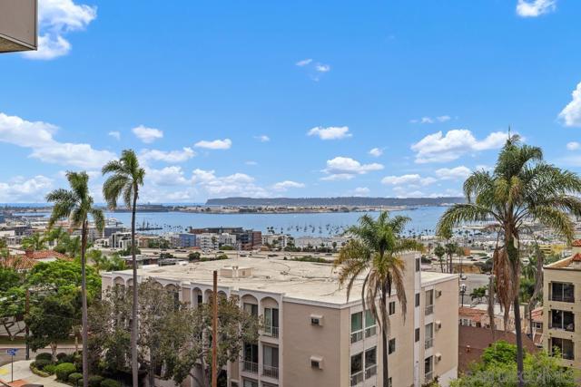 2414 Front St, San Diego CA: https://media.crmls.org/mediaz/cd4399e0-6bf3-436d-a237-1304e9ad47f9.jpg