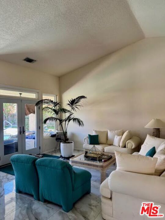 Image 6 of 31 For 408 Oakmont Drive