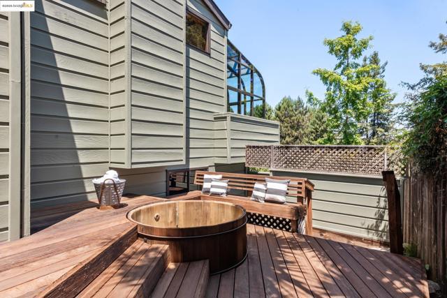 737 Woodhaven Rd, Berkeley CA: https://media.crmls.org/mediaz/cd44b5ec-236e-4d67-a173-4fca5fe67cb6.jpg