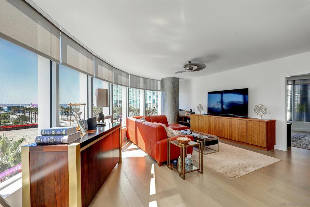 MLS #250041332SD image #12