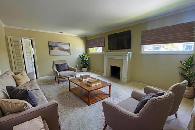 4742 Idaho St, San Diego CA: https://media.crmls.org/mediaz/cd4550ab-c555-46da-ab7f-3332d11f4d43.jpg