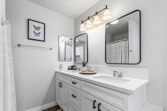 Detail Gallery Image 10 of 21 For 15935 Spring Oaks Rd #168,  El Cajon,  CA 92021 - 3 Beds | 2 Baths