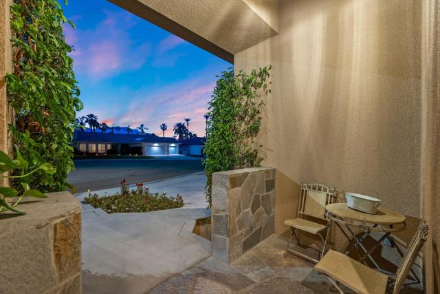 44476 Hazel Canyon Lane, Palm Desert CA: https://media.crmls.org/mediaz/cd45cd93-a466-4ca5-b105-d4aa4d904fc2.jpg