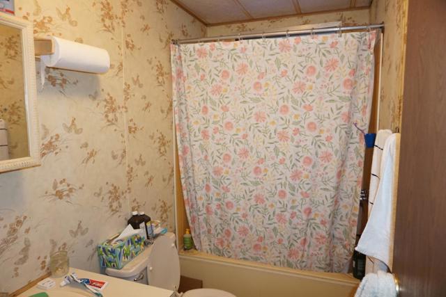 2514 Linden Street, Oakland CA: https://media.crmls.org/mediaz/cd46b47d-a9d5-47d6-b318-b0c10402bbbd.jpg