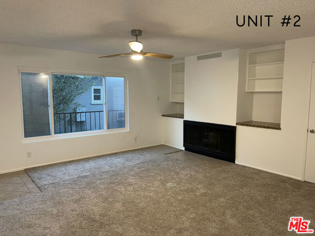 938 20th Street, Santa Monica CA: https://media.crmls.org/mediaz/cd4722d5-7a6c-4053-8090-aff1d6ced4dd.jpg