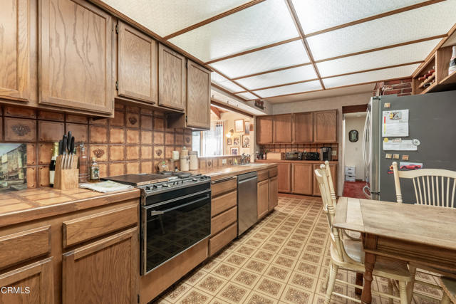 Detail Gallery Image 16 of 30 For 6552 La Cumbre Rd, Somis,  CA 93066 - 4 Beds | 3/1 Baths