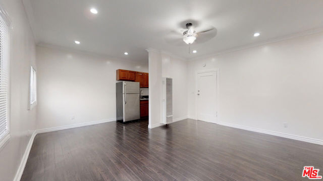 5522 Sierra Vista Ave, Los Angeles, CA 90038