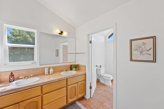 277 Wheelock Road, Corralitos CA: https://media.crmls.org/mediaz/cd494e67-4eb5-45ce-9895-15d9a45b7d83.jpg