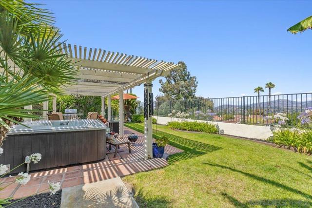 16263 Via Embeleso, San Diego CA: https://media.crmls.org/mediaz/cd49529c-2386-460a-aab2-cff242c7523d.jpg