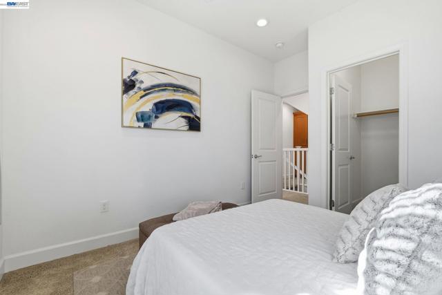 Image 12 of 44 For 8553 Schooner Way