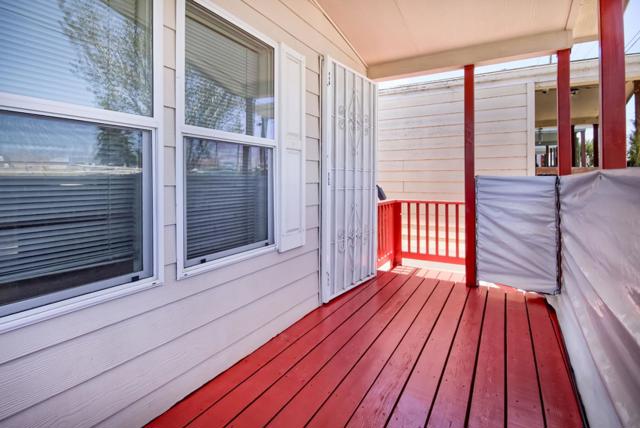 101 W FRONT Street, Watsonville CA: https://media.crmls.org/mediaz/cd4a2516-0807-4da0-8687-e4dc6418ecb1.jpg