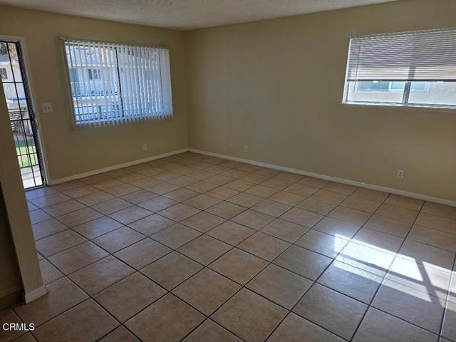 Detail Gallery Image 2 of 10 For 2620 Tiller Ave, Port Hueneme,  CA 93041 - 2 Beds | 1 Baths