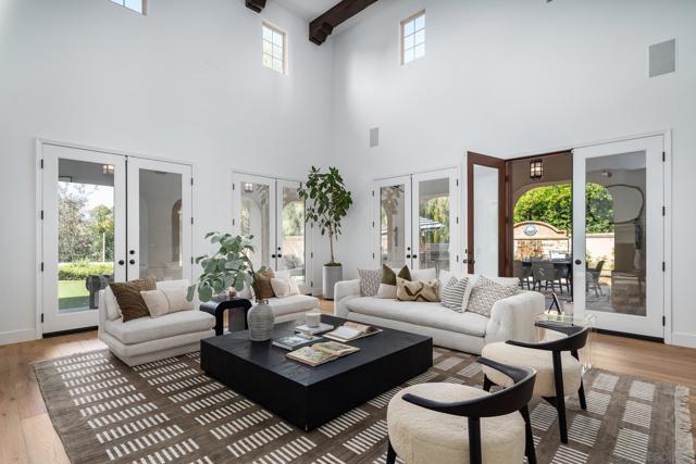 14522 Las Haciendas, San Diego CA: https://media.crmls.org/mediaz/cd4e23fc-3faf-42e6-b84b-eac7d516c833.jpg