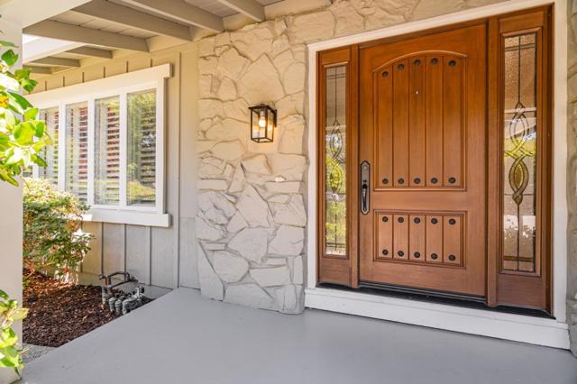 141 Cambrian View Way, Los Gatos CA: https://media.crmls.org/mediaz/cd4e540f-cc0f-422e-b8b9-2d579942cbcc.jpg