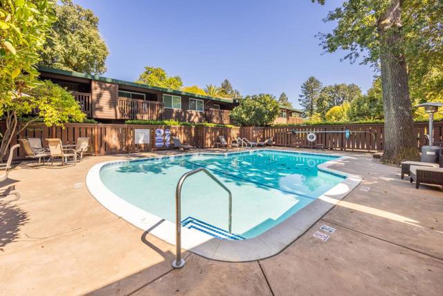 84 Madrone Avenue, San Anselmo CA: https://media.crmls.org/mediaz/cd504ad5-87ec-4477-a1d7-c48d099f0d66.jpg