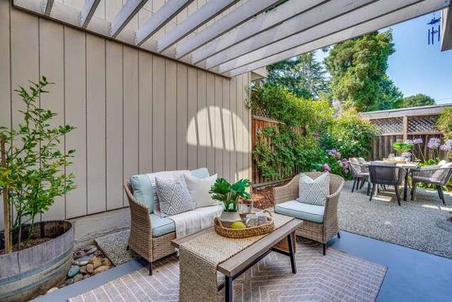 269 Bush Street, Mountain View CA: https://media.crmls.org/mediaz/cd51b4f8-3642-4937-b36c-db93ddebf43d.jpg