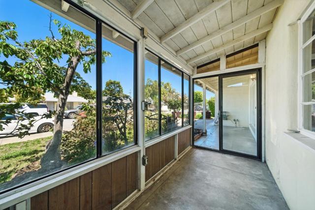 3920 Oneill Drive, San Mateo CA: https://media.crmls.org/mediaz/cd51e82d-d024-4c87-935e-b85525fc7998.jpg