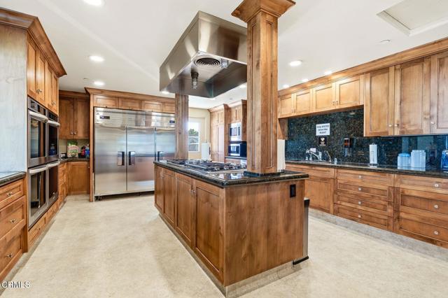 Detail Gallery Image 41 of 45 For 1215 Anchors Way #13,  Ventura,  CA 93001 - 3 Beds | 2 Baths