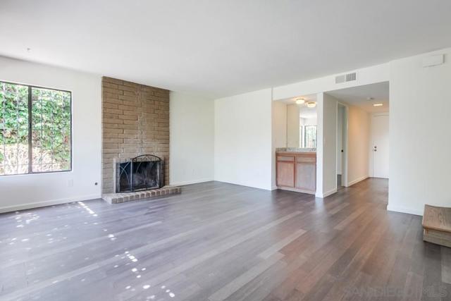 3773 Catamarca Dr, San Diego CA: https://media.crmls.org/mediaz/cd53e808-5d63-46c7-99b4-837d8d14c0ee.jpg
