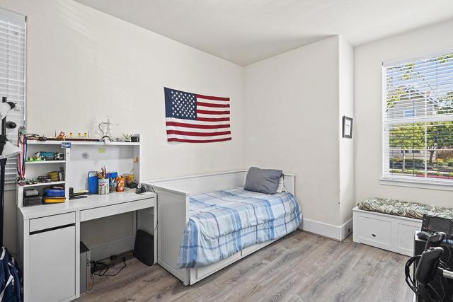 13326 Warren Avenue,  CA: https://media.crmls.org/mediaz/cd53ea29-af01-45ab-835a-6bef3ab80f06.jpg