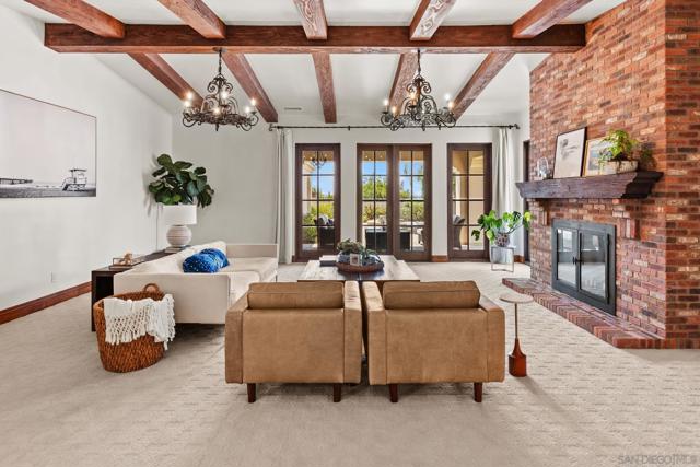 7975 Villas, San Diego CA: https://media.crmls.org/mediaz/cd53fd1d-3ddc-4b3b-a579-1eb670602a20.jpg