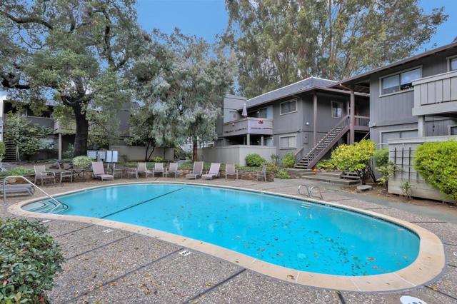 14355 Saratoga Avenue, Saratoga CA: https://media.crmls.org/mediaz/cd546ca1-b229-489c-9fdd-ba0ccbf3beca.jpg