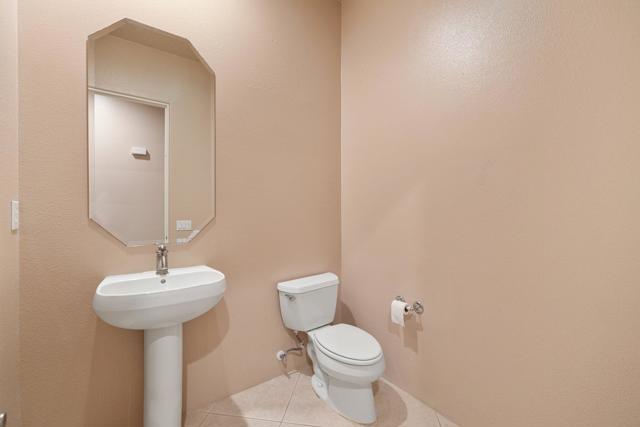49595 Marne Court, La Quinta CA: https://media.crmls.org/mediaz/cd54b210-5532-41a2-ad70-3ca8e8e85d70.jpg