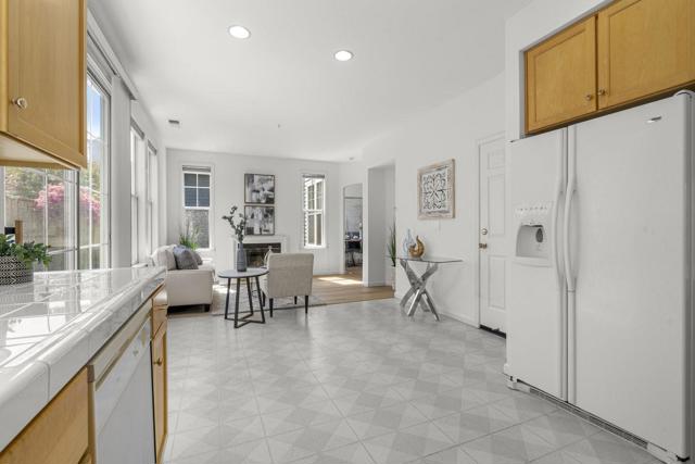 87 Chester Circle, Los Altos CA: https://media.crmls.org/mediaz/cd55ab21-590b-42e0-93de-eb6bdfb46fb2.jpg