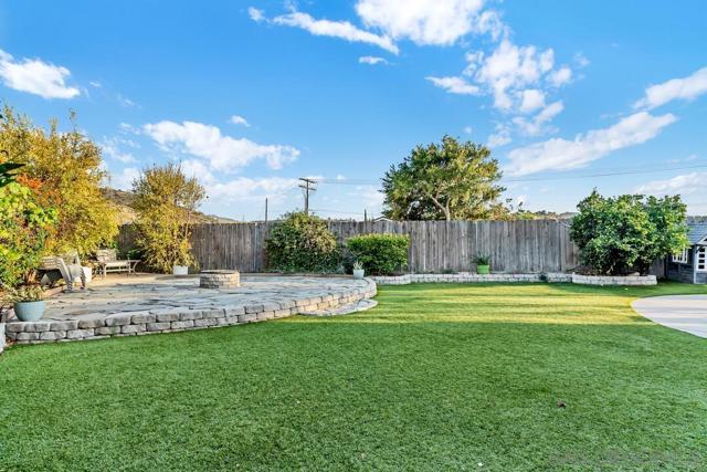 13551 Brett Harte, Lakeside CA: https://media.crmls.org/mediaz/cd55d91b-0a23-4094-8c23-193fbb8a09df.jpg