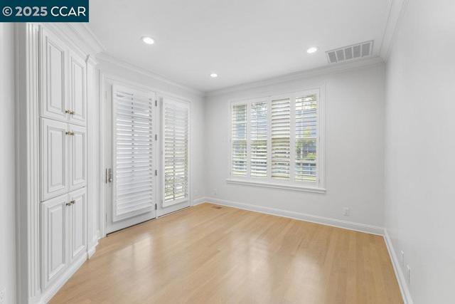 1826 Alameda Diablo, Diablo CA: https://media.crmls.org/mediaz/cd58c301-228d-4a07-915a-28151ec88554.jpg