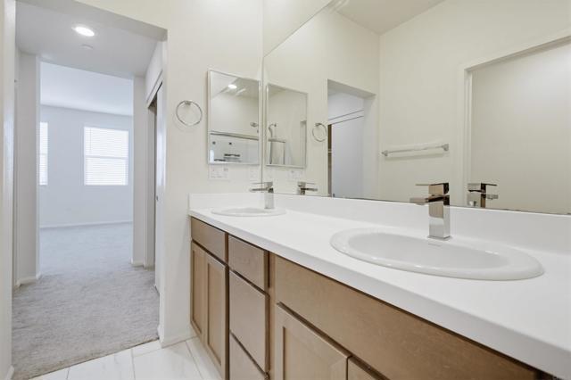 Detail Gallery Image 29 of 64 For 1455 Banahaw Way #6,  Chula Vista,  CA 91915 - 3 Beds | 2/1 Baths