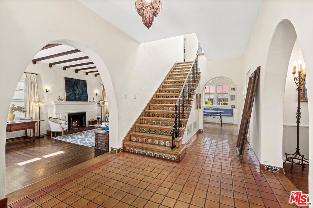 MLS #25596949 image #3
