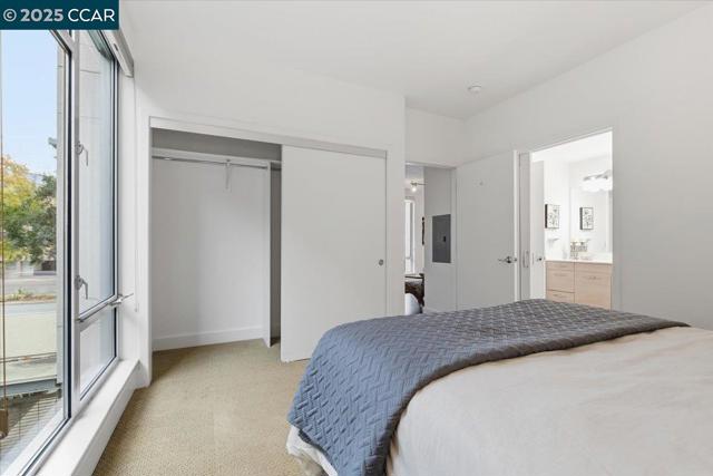 555 Ygnacio Valley Rd, Walnut Creek CA: https://media.crmls.org/mediaz/cd5a4453-7d95-41af-b8fc-ee77406f6276.jpg