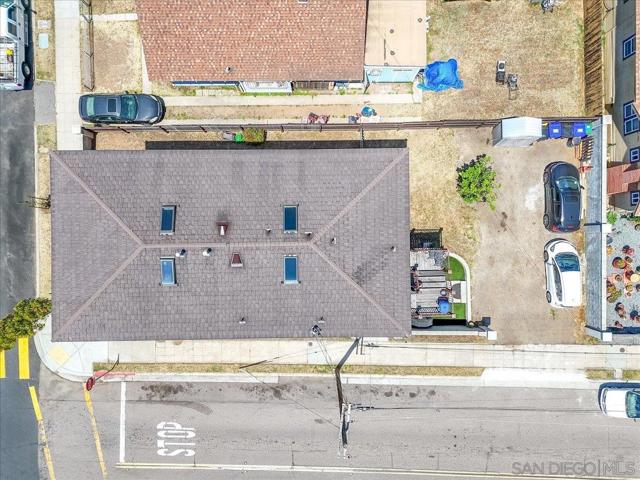 2832 34 K St, San Diego CA: https://media.crmls.org/mediaz/cd5b3932-73c6-474e-9290-4fdce24a120f.jpg