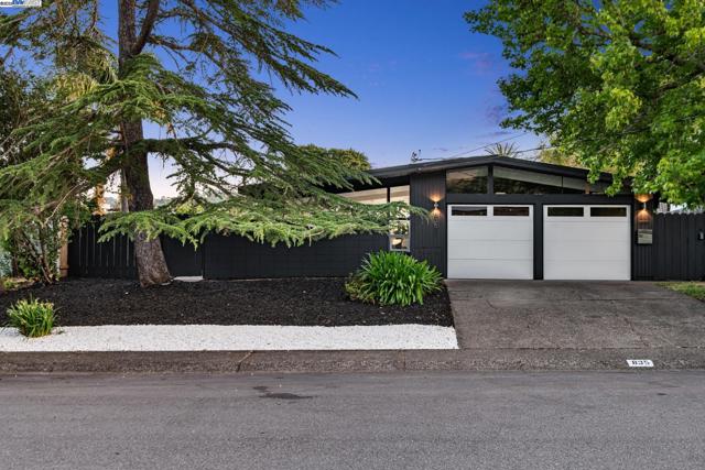 Details for 835 Penny Royal Ln, San Rafael, CA 94903