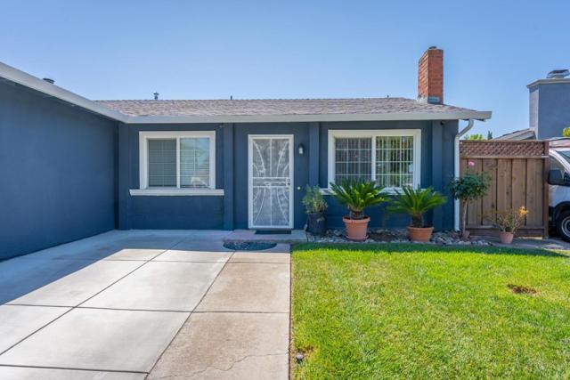 2776 Cramer Circle, San Jose CA: https://media.crmls.org/mediaz/cd5e0463-55ca-4d4a-8320-a89c753252d2.jpg