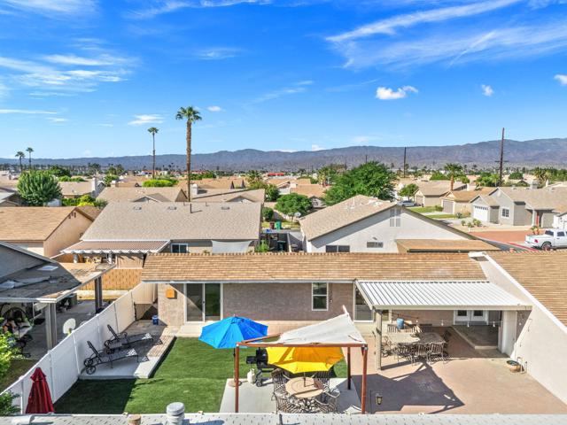 47800 Madison Street, Indio CA: https://media.crmls.org/mediaz/cd5e55b1-387a-4b9f-b3c4-f90e0839297d.jpg
