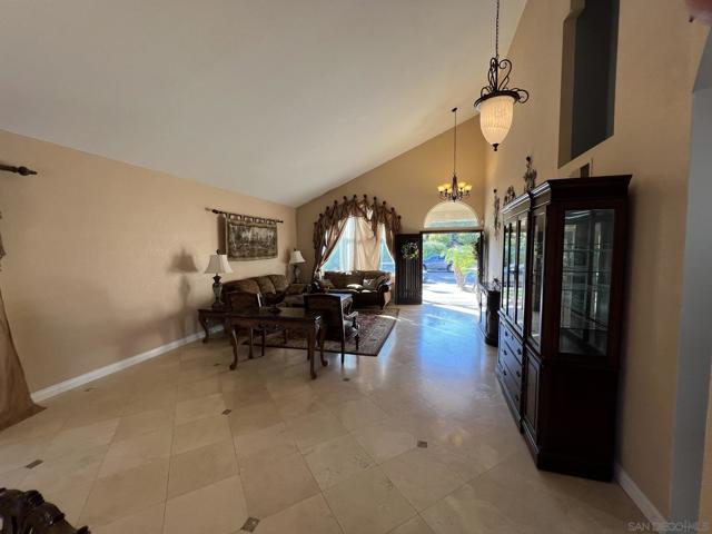 2377 Congressional Drive, El Cajon CA: https://media.crmls.org/mediaz/cd5e763a-ca0a-4323-84e3-fdda68859b10.jpg