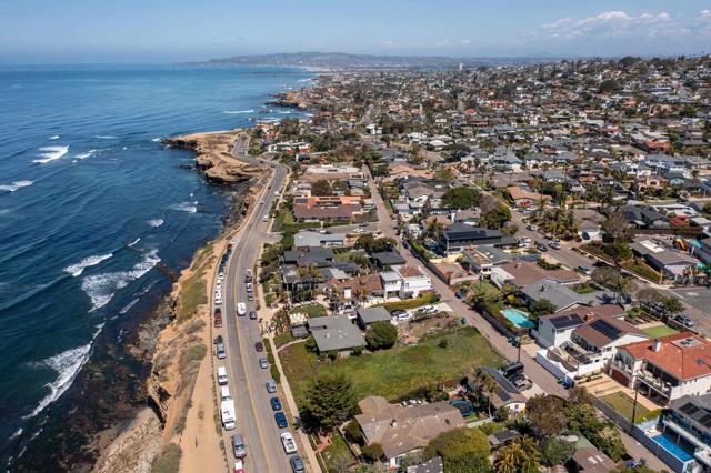 Image 15 of 35 For 741 Sunset Cliffs Boulevard