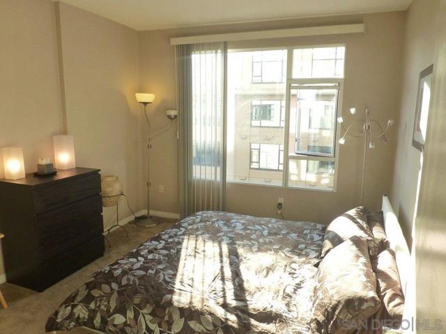 530 K St, San Diego CA: https://media.crmls.org/mediaz/cd5fd648-d8d6-4971-9059-b037692d4edf.jpg