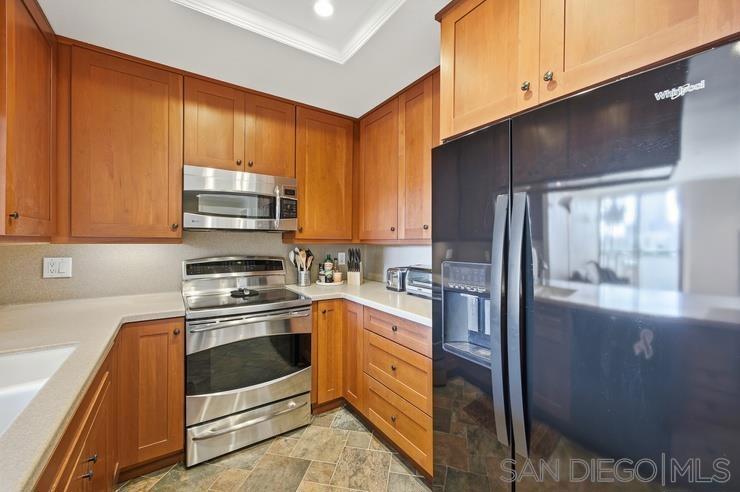 750 State St - photo 12