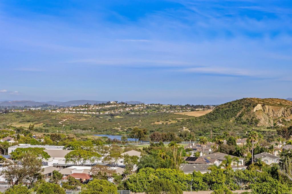 https://media.crmls.org/mediaz/cd62ebcd-c35b-4628-8280-d7611d419591.jpg?preset=X-Large