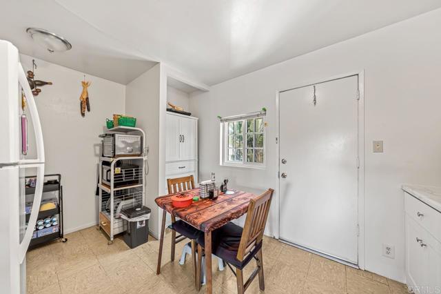 Detail Gallery Image 4 of 14 For 195 Montgomery Street # Abc, Chula Vista,  CA 91911 - – Beds | – Baths