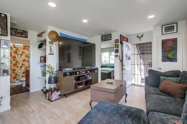 4348 College Avenue, San Diego CA: https://media.crmls.org/mediaz/cd6341f1-2e91-42fc-89de-bc374376ce72.jpg
