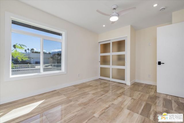 372 E Molino Road, Palm Springs CA: https://media.crmls.org/mediaz/cd63d34a-220d-409f-8675-ff5d0cde9015.jpg